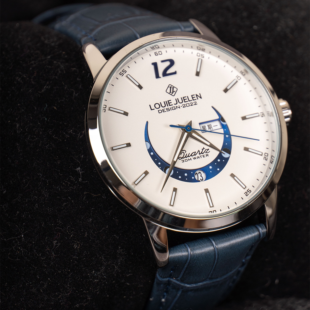 Elegant Moonphase Watch with Luminous Calendar Week